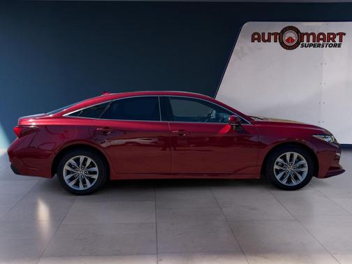 Ruby Flare Pearl 2022 Toyota Avalon XLE
