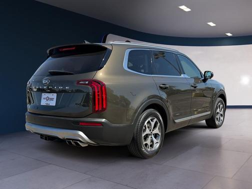 Dark Moss 2020 Kia Telluride EX