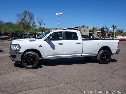 2019 RAM 3500 Big Horn Crew Cab 4x2 8' Box