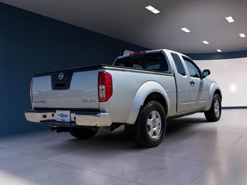 Radiant Silver 2008 Nissan Frontier SE King Cab