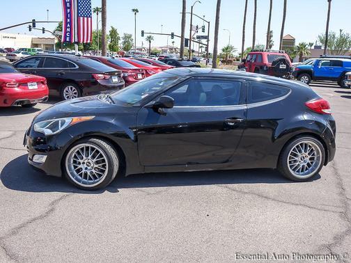 2013 Hyundai Veloster Base