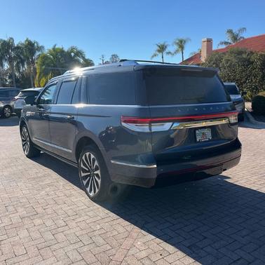 2022 Lincoln Navigator L Reserve