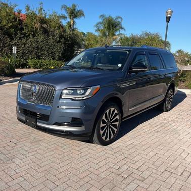 2022 Lincoln Navigator L Reserve