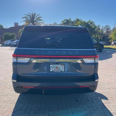 2022 Lincoln Navigator L Reserve