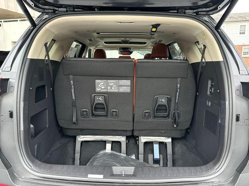 2026 Kia Carnival Hybrid SX