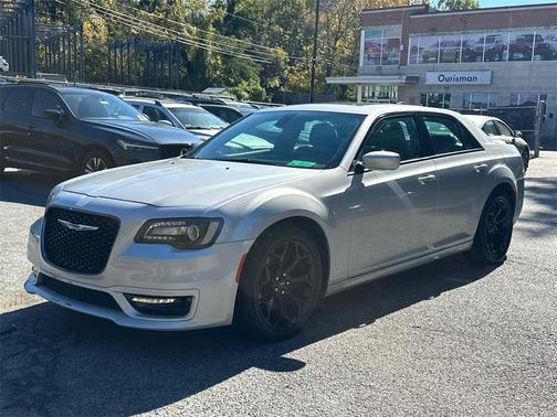 2020 Chrysler 300 S