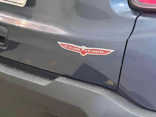 2020 Jeep Renegade Trailhawk
