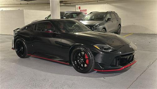 Black Diamond Pearl 2024 Nissan Z NISMO