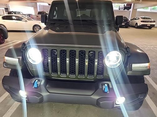 2022 Jeep Wrangler Unlimited 4xe Sahara