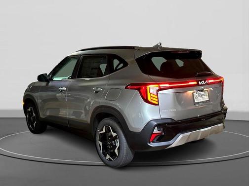 2025 Kia Seltos EX