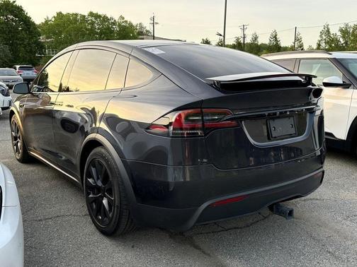 2024 Tesla Model X Base