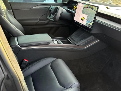 2024 Tesla Model X Base