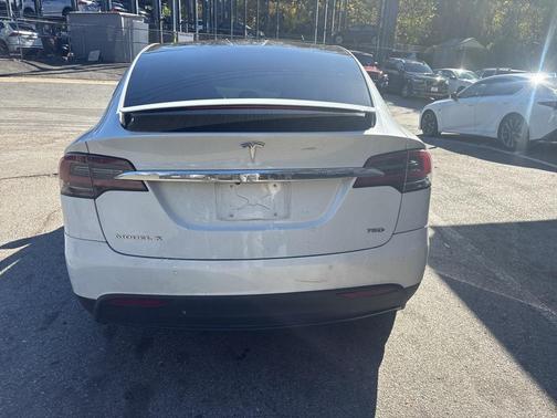 2018 Tesla Model X 75D