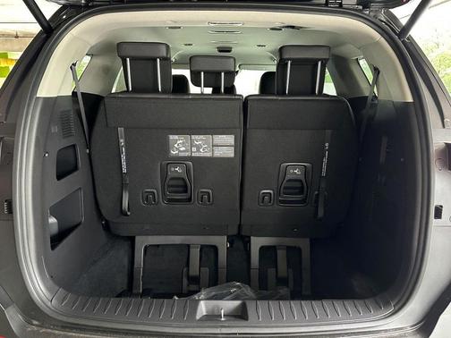2025 Kia Carnival EX