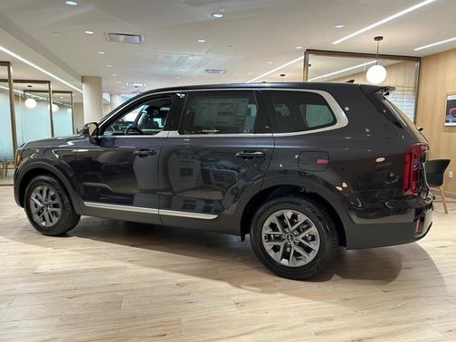 2025 Kia Telluride LX