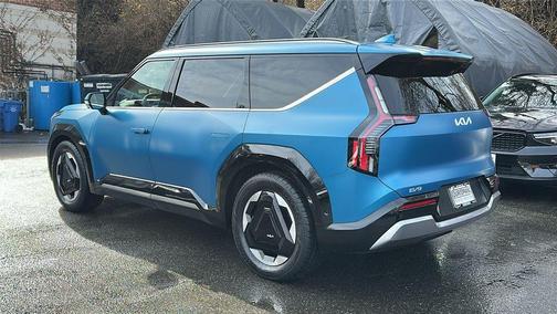 2024 Kia EV9 Land