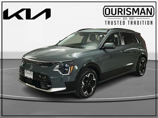 Green 2023 Kia Niro EV Wave