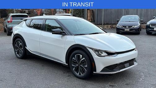 Snow White Pearl 2024 Kia EV6 Light