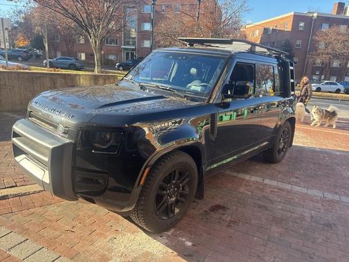 2022 Land Rover Defender 110 X-Dynamic SE