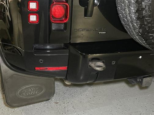 2022 Land Rover Defender 110 X-Dynamic SE