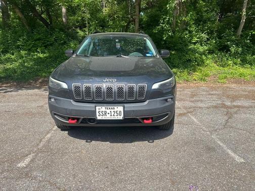 Diamond Black 2022 Jeep Cherokee Trailhawk