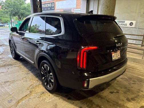 Ebony Black 2024 Kia Telluride SX-Prestige