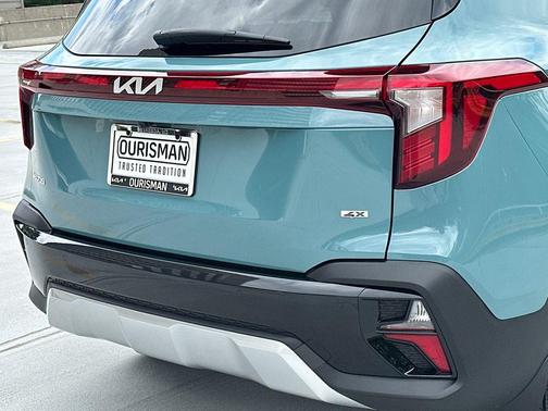 Blue 2026 Kia Seltos EX