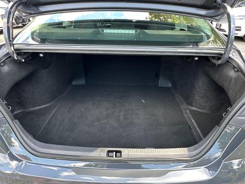 UNDERGROUND 2025 Toyota Camry LE