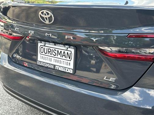 UNDERGROUND 2025 Toyota Camry LE