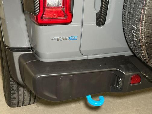 Sting Gray Clearcoat 2023 Jeep Wrangler 4xe Sahara