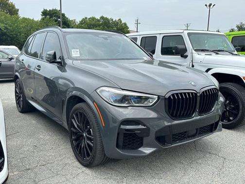 2022 BMW X5 M50i