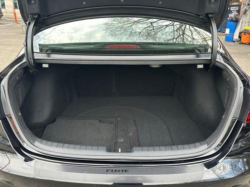 Aurora Black 2023 Kia Forte GT-Line