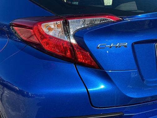 2020 Toyota C-HR LE
