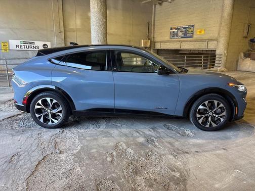 Vapor Blue Metallic 2023 Ford Mustang Mach-E Premium