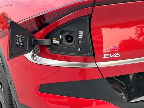 2025 Kia EV6 Wind