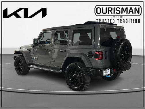 Sting Gray Clearcoat 2022 Jeep Wrangler Unlimited 4xe Sahara