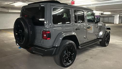 Sting Gray Clearcoat 2022 Jeep Wrangler Unlimited 4xe Sahara