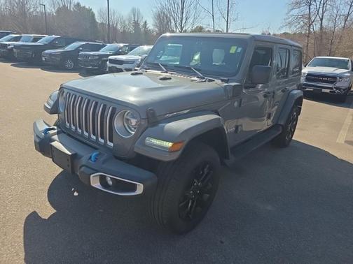 Sting Gray Clearcoat 2022 Jeep Wrangler Unlimited 4xe Sahara