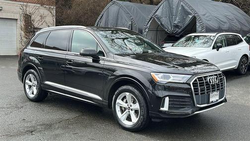 2022 Audi Q7 45 Premium