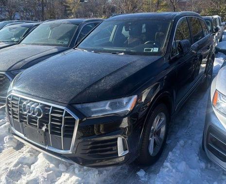 2022 Audi Q7 45 Premium