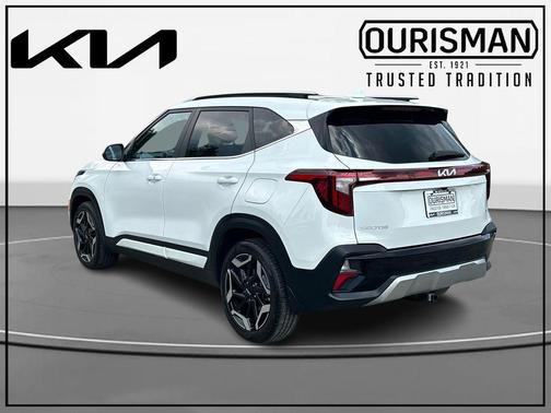 Snow White Pearl 2024 Kia Seltos SX