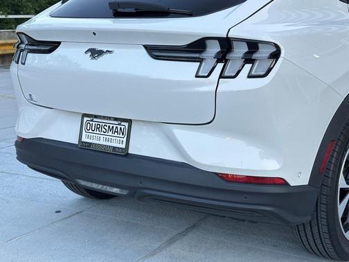 2024 Ford Mustang Mach-E Select