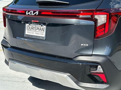 Gray 2026 Kia Seltos EX