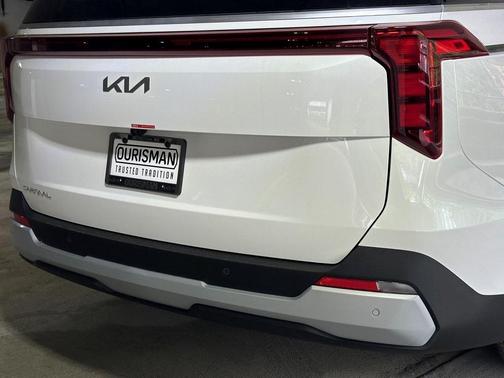 2025 Kia Carnival LXS