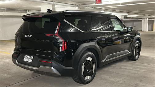 Aurora Black 2024 Kia EV9 Wind