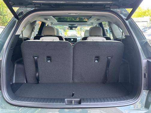 Green 2026 Kia Sorento Hybrid EX