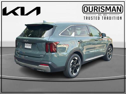 Green 2026 Kia Sorento Hybrid EX