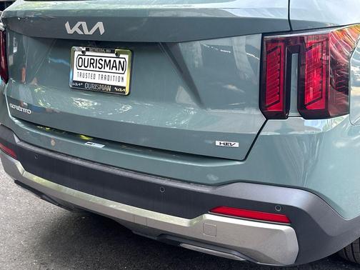 Green 2026 Kia Sorento Hybrid EX