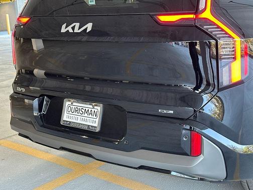 Ebony Black 2026 Kia EV9 GT-Line