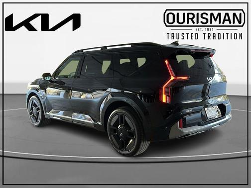 Ebony Black 2026 Kia EV9 GT-Line